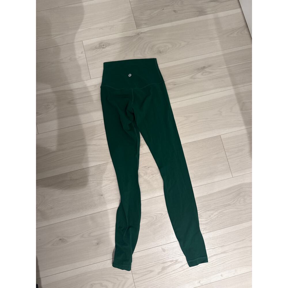 Lululemon wunder under Everglades green size 2 - Picture 2 of 3